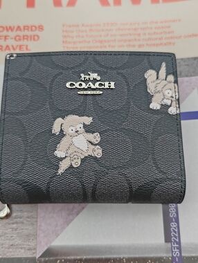 Women's Coach wallet